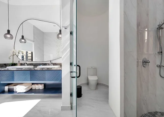 Marbella Lane Grand Private Luxury Holiday home *